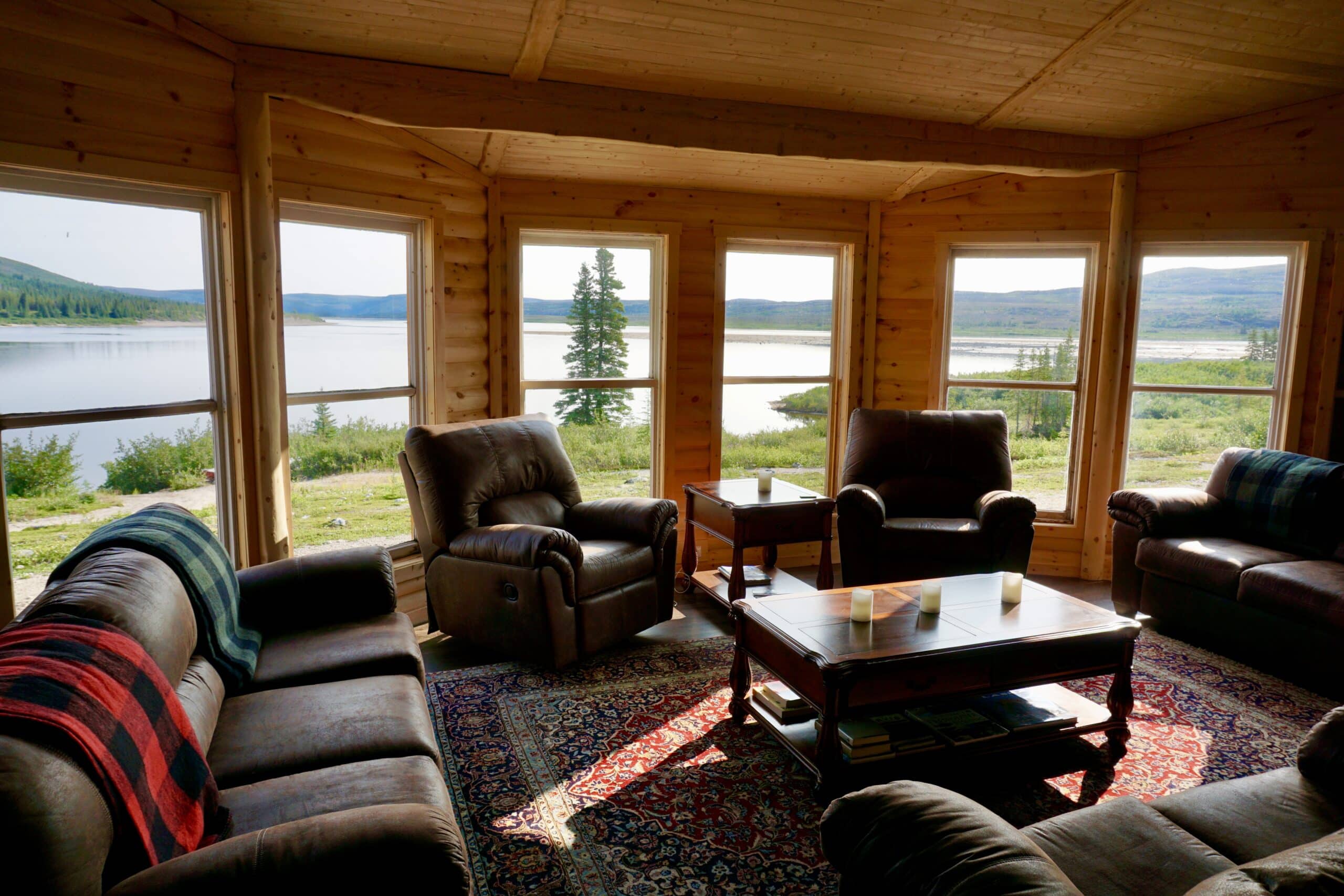 Vol Montréal – Kuujjuaq – Wedge Hills Lodge